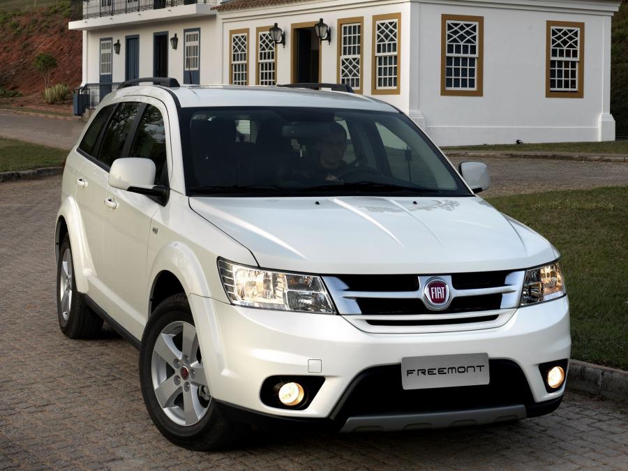  Fiat Freemont 2011 года  (BR) (фото 7 из 16)